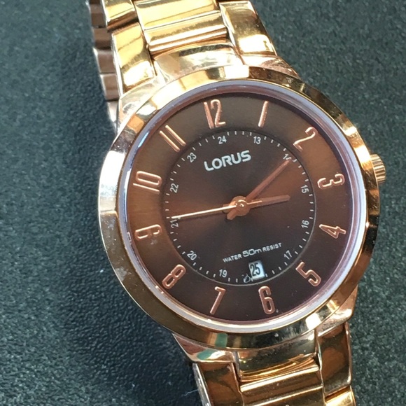 Lorus Ladies Watch - Picture 2 of 5